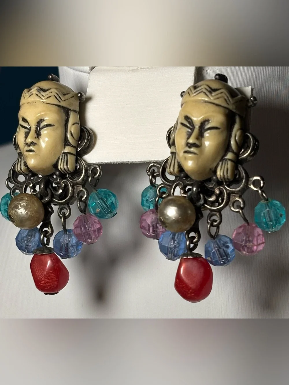 Signed Selro Asian Princess Face Clip Earrings Dangle 1.5” Vintage - Picture 3 of 8